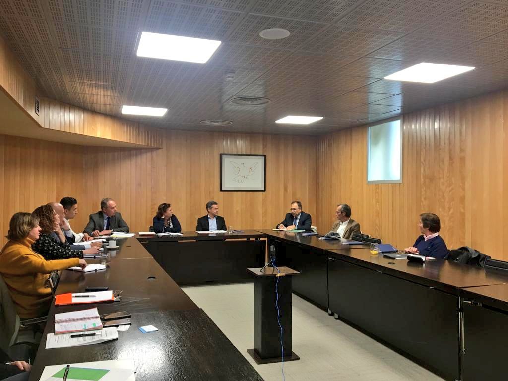 smovingforum's tweet photo. Hoy celebramos en @Fycma una nueva reunión del Comité Organizador de @smovingforum, donde hacemos balance de #Smoving18 y empezamos a establecer las bases y desarrollar propuestas para #Smoving19 | https://t.co/oUbxHnNzli https://t.co/Lr32SdXo98