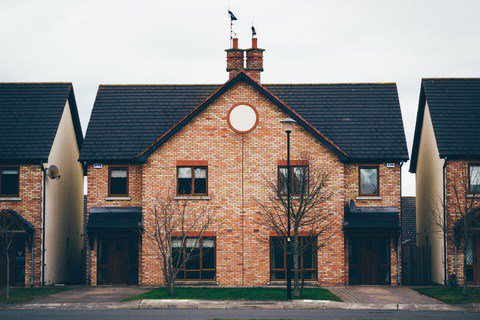 Adding Value To Your Home With The Modern Touch moneymouth.co.uk/guides/adding-…