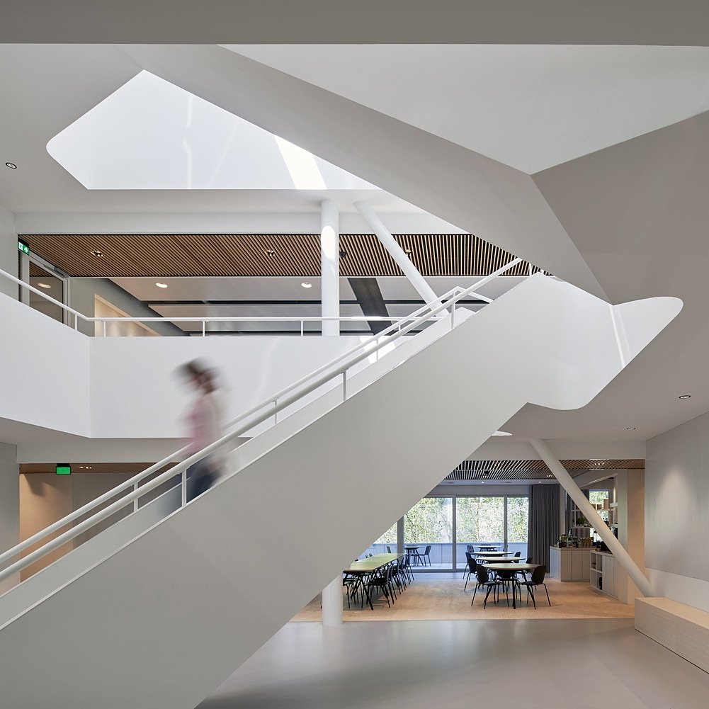 Form follows flows in DNA lab

Structuring the #flows of #logistics for controlled and efficient #research.
Facilitating the flows of users for an active and #healthy #work #environment.
Enhancing the flows of the surroundings for a clear and friendly urban setting.