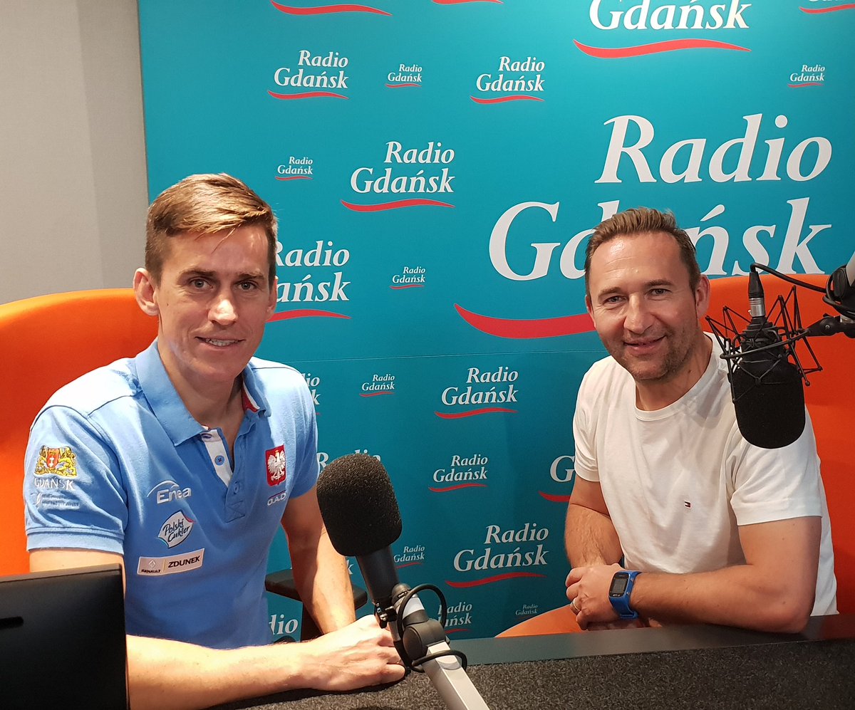 Spotkanie w Radiu Gdańsk. 
Tym razem z redaktorem Tomaszem Galińskim będziemy rozmawiać🎙 o tym jak ważne w żeglarstwie jest przygotowanie fizyczne💪, trening biegowy🏃‍♂️ i nie tylko🚵‍♂️🏋️‍♂️ .
Zapraszamy do słuchania📻 Radio Gdańsk dziś po 13:30!!!
<a href="/RadioGdansk/">Radio Gdańsk</a> <a href="/gdansk/">Miasto Gdańsk</a> <a href="/Grupa_Enea/">Enea</a>