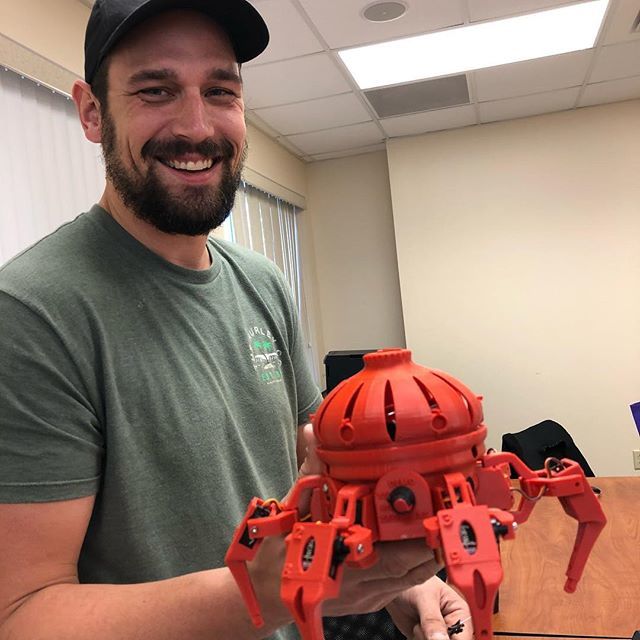 sriettc's tweet image. #MakerSpaceMondays. #making #programmablerobots #scratch #vorpal