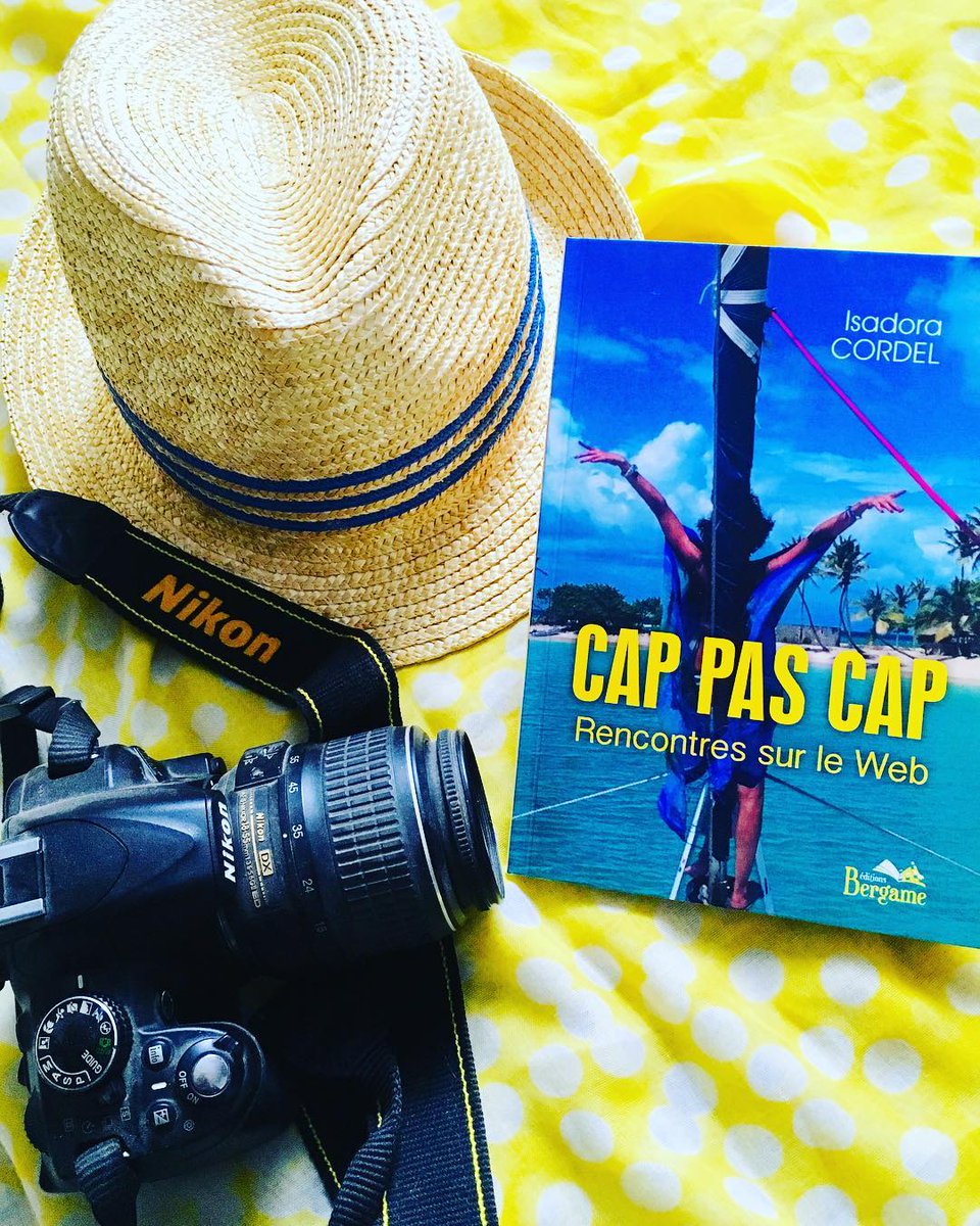 EditionsBergame's tweet photo. Envie de rire, de vous émouvoir et de voyager en cette période de grisaille automnale ? Alors "Cap pas cap, Rencontres sur le web" d'Isadora Cordel est fait pour vous ! Croustillant, ce récit est recommandé par #Deslivreetmoi dans sa dernière #chronique ! https://t.co/dSPkt6yNCy https://t.co/0H74aM9nnZ