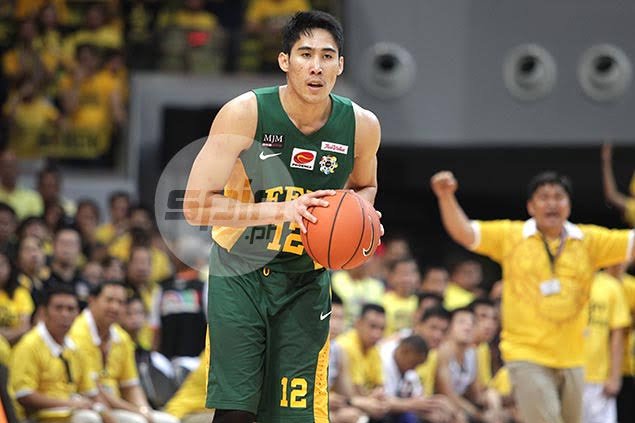 Same opponent.
Same venue.
Two different eras.
Two different stars.
SAME RESULT.
@arvintolentino5 @MarkBelo12
#OneBraveTeam
#DontCountUsOut #FEUforFinal4