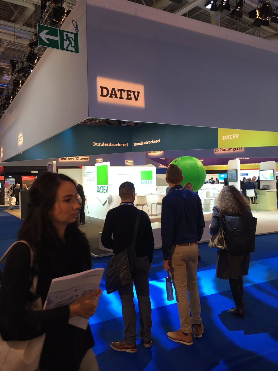 annapaolaconcia's tweet photo. #digitaltogether2018 @Bitkom #bitkom #Berlin idee per @FieraDidactaITA tutti spazi aperti networking, arene aperte. l’edizione 2019 tutta aperta? @LBassilichi @firenze_fiera https://t.co/3CtYL3M76e