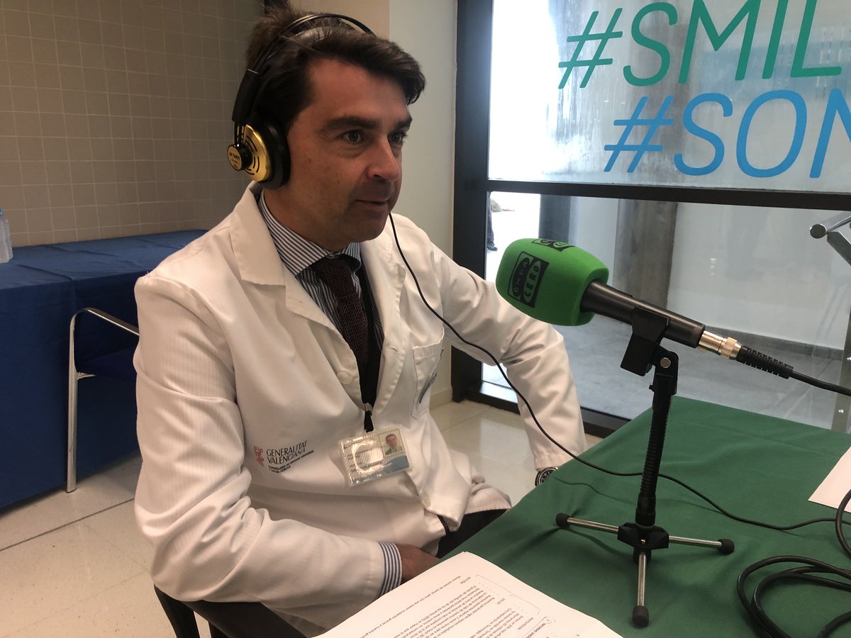 torreviejasalud's tweet photo. 🎂 XII Aniversario Hospital Universitario de Torrevieja. Desde el propio hospital, el gerente del Dpto de Salud de Torrevieja, J.Antonio Velasco y el Director Adjunto, J.David Zafrilla @josedavidzafri  participan en directo en @OndaCero_es #DoceAñosJuntos #ConRiberaSaludEsPosible https://t.co/tyjyGd36Db