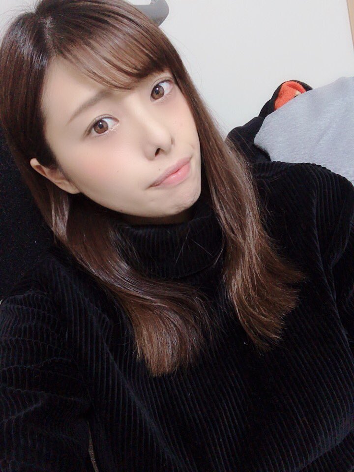 ট ইট র 日加里 ひかちゃん もう前髪短いのも髪の毛短いのも飽きたーーー 化粧も薄いのしかしないってゆったけどもう色々嫌だー 笑