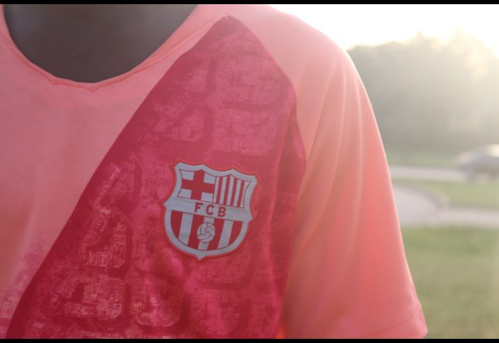 el_jerseys tweet picture