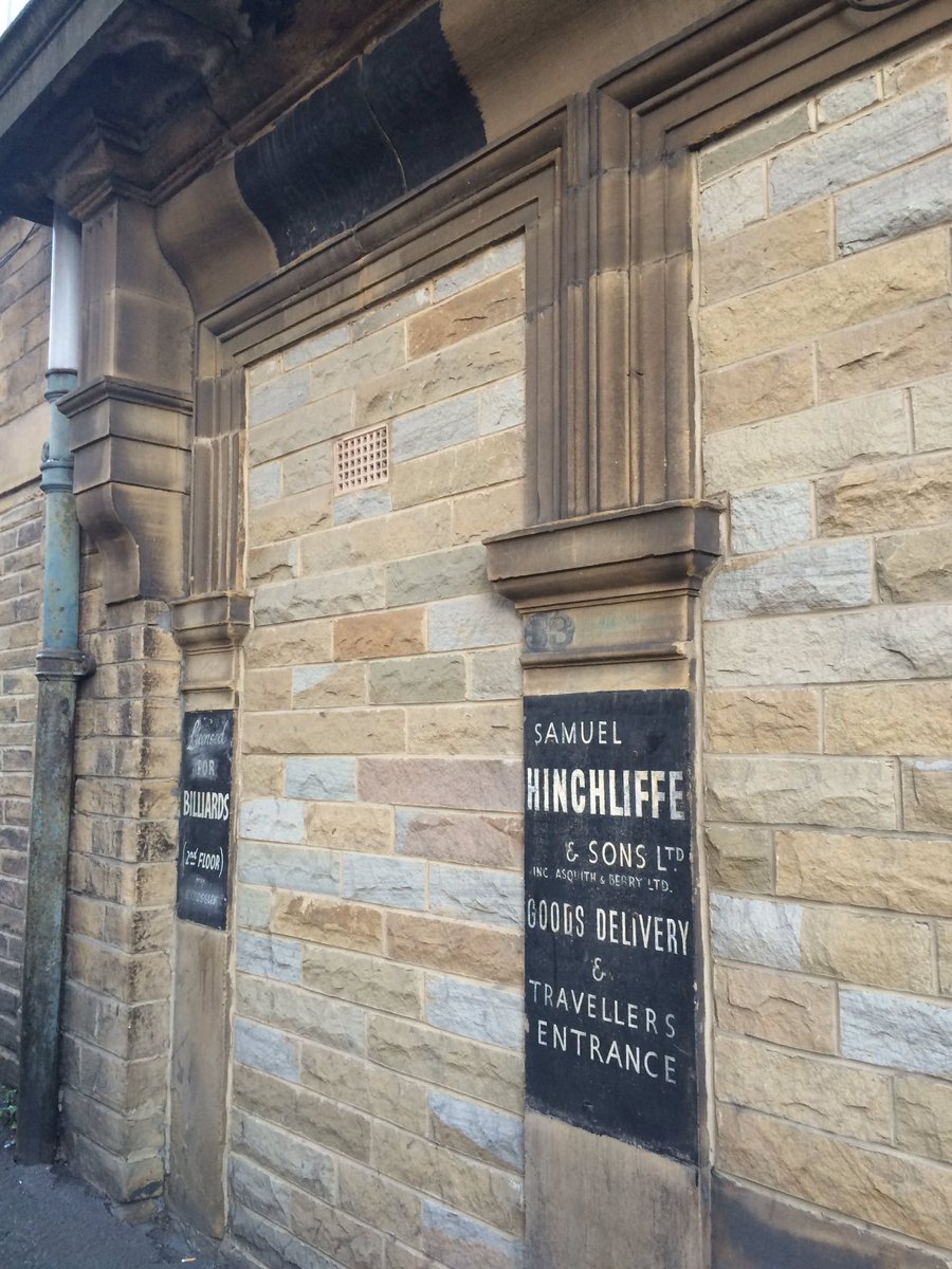 BuildingPervert's tweet image. When is a door not a door? When it&apos;s been bricked up. #aDoorADay #DoorwaysOfBradford @BradfordCivic