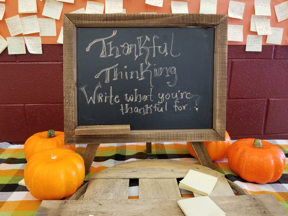 WhitakerWSFCS's tweet photo. Happy happy Thanksgiving Whitaker families - students and staff. Grateful to be a part of a school community that cares. https://t.co/vrbLKZNpK1