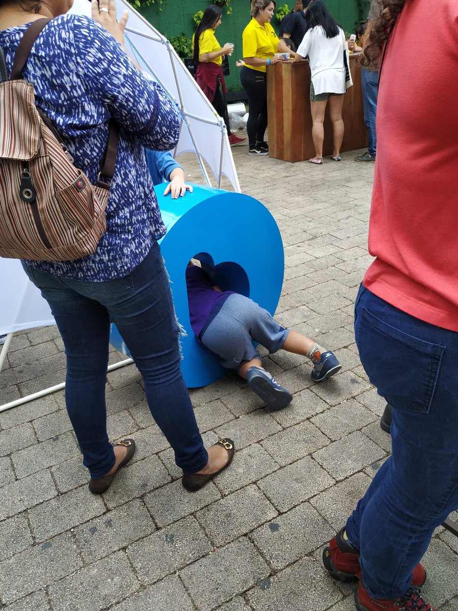 0bolha's tweet photo. Confira um pouco do que rolou na #MakerFaire Rio de Janeiro 2018 https://t.co/VTT60LbUpE