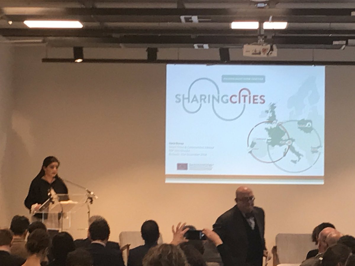 <a href="/EDSO_eu/">E.DSO</a> #smarterDSO silence in the room to learn from <a href="/nunesvls/">vera nunes</a> #EdpDistribuição on #smartercities and <a href="/CitiesSharing/">Sharing Cities</a>