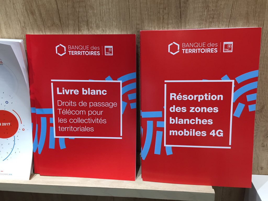 Didier_Celisse's tweet photo. A l'occasion du salon des maires #SMCL nous sortons deux nouvelles publications de la @BanqueDesTerr sur le #numerique : résorption des zones blanches #mobiles #4G et droits de passage #Télécoms pour les collectivités territoriales 💪🏻💪🏻 https://t.co/4ikmnZ7hrc