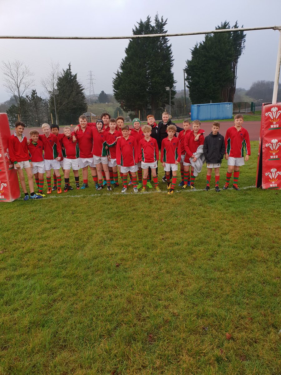 AshSweet6's tweet photo. Great effort by year 8 today. Great to see all key points worked on in lessons and training transferred into a competitive game against a strong Idris team. Well done boys. #KeepLearning #BetterEveryGame #Team #SmilesWithFriends @PE_BFS @Brynmawr_school ๐๐ https://t.co/YZxVD5yVrW