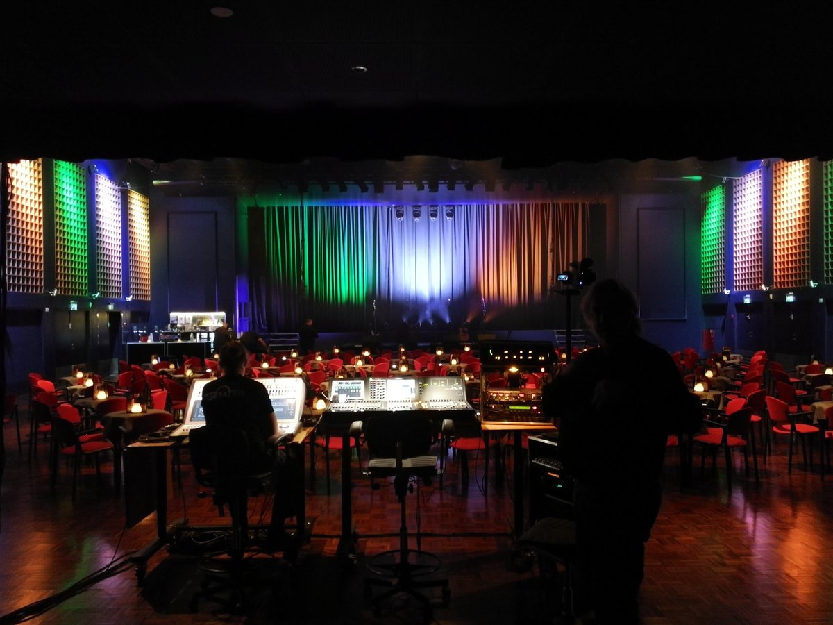 DRUIDS32's tweet photo. Portalen Music Venue tonight https://t.co/qAcc22Rgg3
