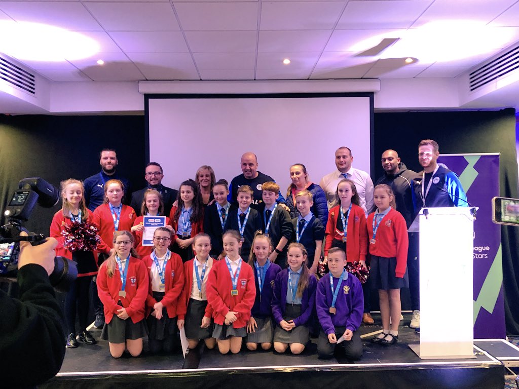 questtrustsport's tweet image. Congratulations to @StJohnsAbram sports council who won the @LaticsOfficial Primary Enterprise Challenge and £250 funding for their project #EmbracingDifferences

Thank you to @cathi2122 @GreaterSport @EastWigan for such a professional event #PupilVoice