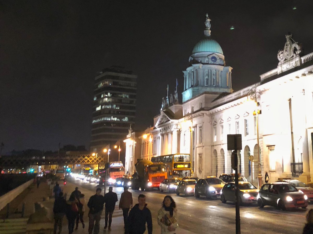 adXclusive's tweet photo. 5-6 Kasım tarihlerinde düzenlenen “Conversions 2018” eğitimi için Google Dublin’deydik! #adXclusive #digitalmarketingagency  #digitalmarketing #Google #GooglePartners #Conversions2018 #Dublin https://t.co/URihU3363s