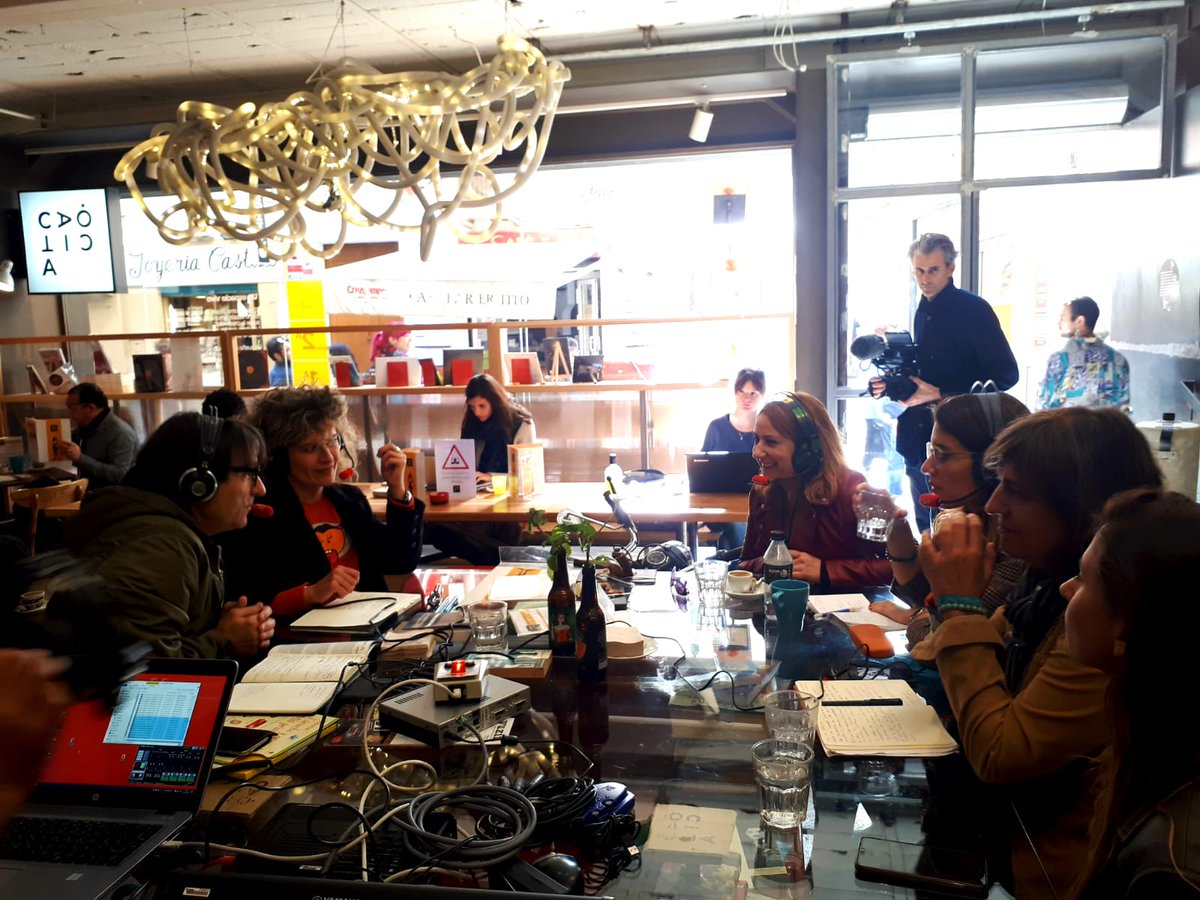 AAMMAaudiov's tweet photo. A las 20.00 #SeptimoVicio @radio3_rne emite nuestra charla con @Radio3Tolentino sobre la aportación de AAMMA a la Ley del Cine en Andalucía, cine europeo y una nueva generación de compañeras directoras andaluzas #PisandoFuerte #SinMujeresNoEsCine #WomenInFocus
#15FestivalSevilla https://t.co/SQspvdltJT