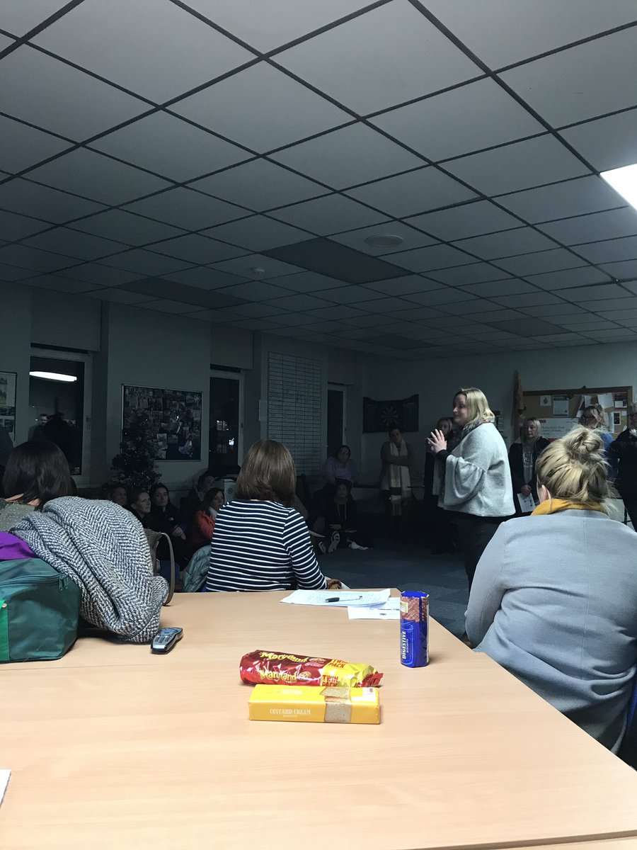 Pre-exercise talk on ABCDE approach in the pregnant trauma patient @USWCareSciences @USW_ClinSimCent <a href="/CwmTaf/">Rocco C. Brito</a> <a href="/WelshAmbulance/">Welsh Ambulance</a> <a href="/SWFireandRescue/">South Wales Fire and Rescue Service</a>