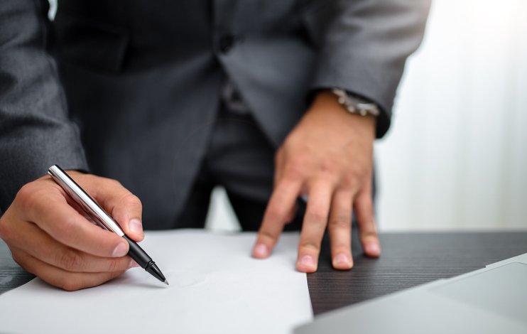HedgeCompliance's tweet photo. GSO Capital hires legal pro from Sumitomo Bank, read more https://t.co/QnGBCii04Y https://t.co/BDUepeiw5R