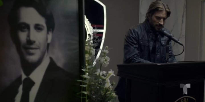 ChocarroARG's tweet image. #Fotos #Capítulo25 #SraAcero5 #Alberto @DavidChocarro Junto al FBI Despidiendo a #Miguel :-( #3