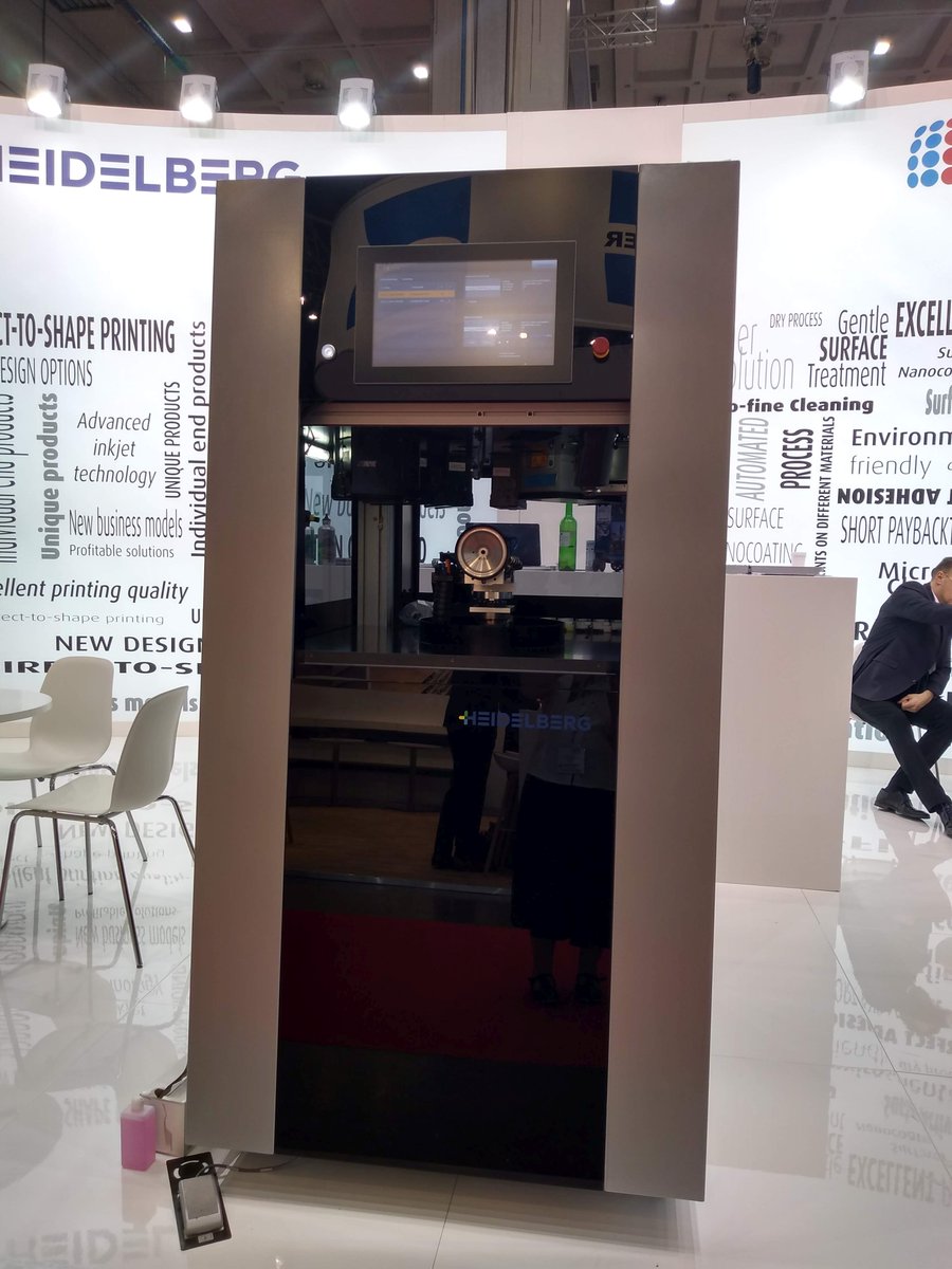 Day 2 <a href="/InPrintItaly/">InPrint Italy</a>. Check out the Heidelberg Omnifire with Xaar printheads for high quality printing direct to object. #AchieveMoreWithXaar <a href="/InPrintLive/">InPrint Show</a>