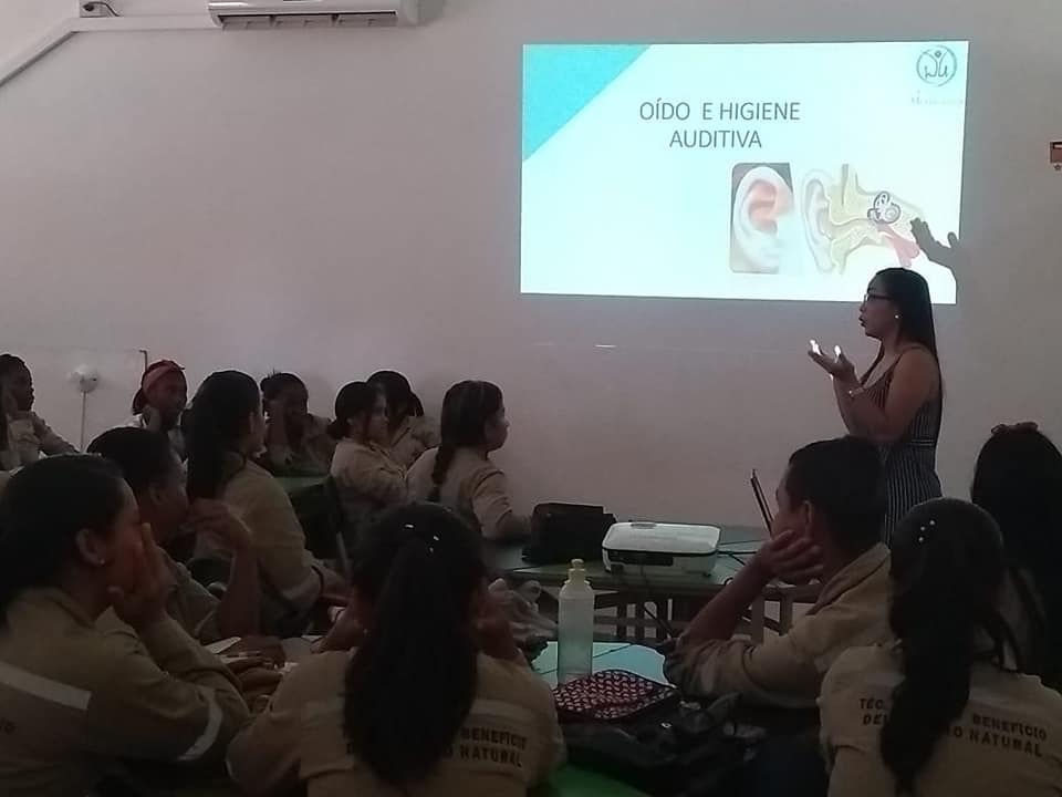 bienestarCFMA3's tweet photo. Desde el área de Bienestar para la vida y el trabajo del aprendiz UNIVITA, en articulación con la fonoaudióloga Dayanna Solipaz de la IPS Medicauca se realizan intervenciones sobre la prevención de problemas auditivos, enfermedades y la promoción de cuidados de la salud auditiva. https://t.co/MMoiVsHNWZ