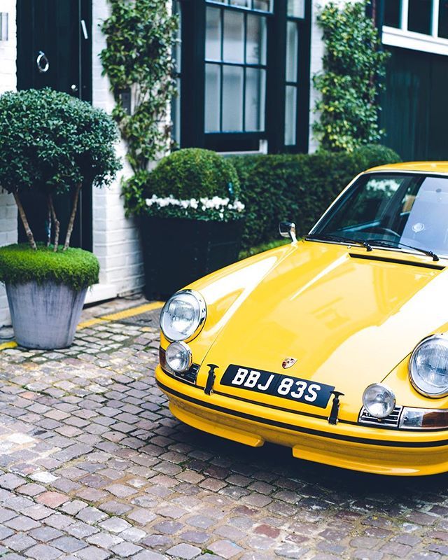 sammooresphoto's tweet image. Spent the afternoon looking for a good door 😂 #911sm