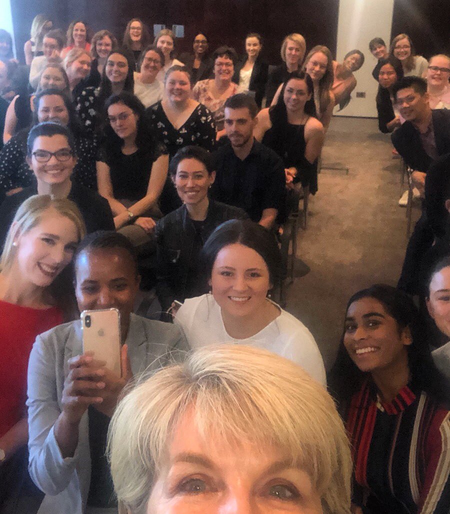 HonJulieBishop's tweet photo. Sharing experiences on all matters #foreignaffairs with Young Australians in International Affairs #yaia including
@NewColomboPlan alumni #perth 🌏 https://t.co/DssgJW4jcv