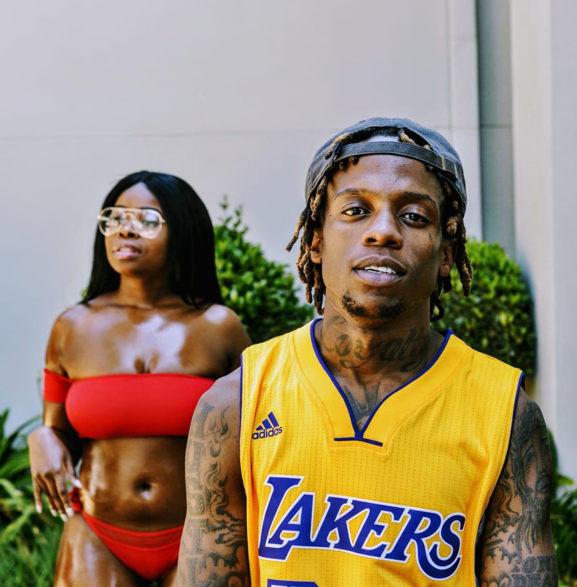 KeituSeaketso's tweet photo. PSA 🚨🎥 @Fameboy_Hydro dropped #TypeOfShitILikeVideo and it’s officially available on YouTube : https://t.co/aQq8laHbzi https://t.co/DweUAd4d2x