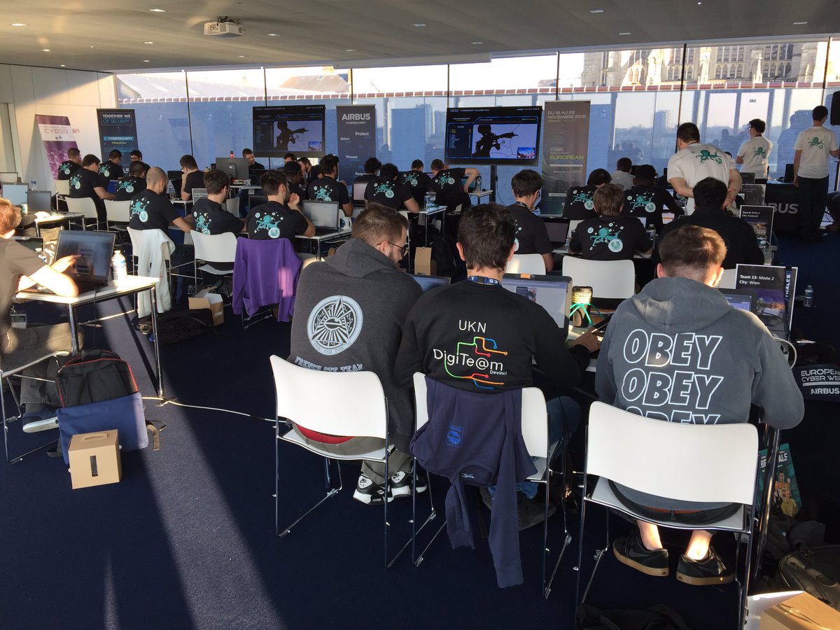 StanHintzy's tweet photo. Génial, le Capture The Flag Challenge ou des équipes d’étudiants défendent des villes virtuelles contre des atttaques cyber ! #EuroCyberWeek organisé par @AirbusCyber (qui vient de s’installer à #Rennes) https://t.co/pWOT7AWcKx