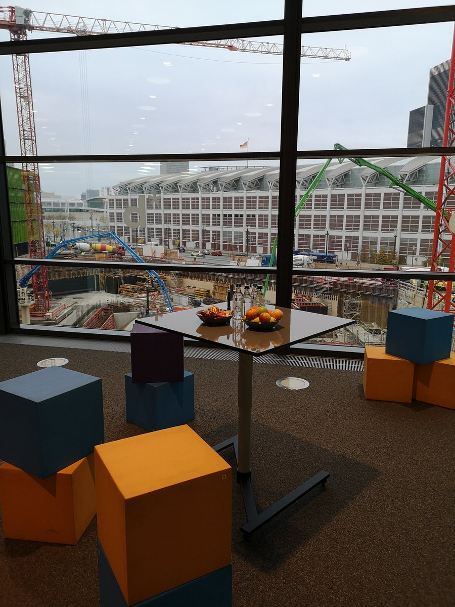memox_com's tweet photo. Morgen geht's los. #Workshops in #memox Räumen auf der #d_ex18 in Frankfurt am Main. Meetingräume quergedacht https://t.co/hf542kKRSV