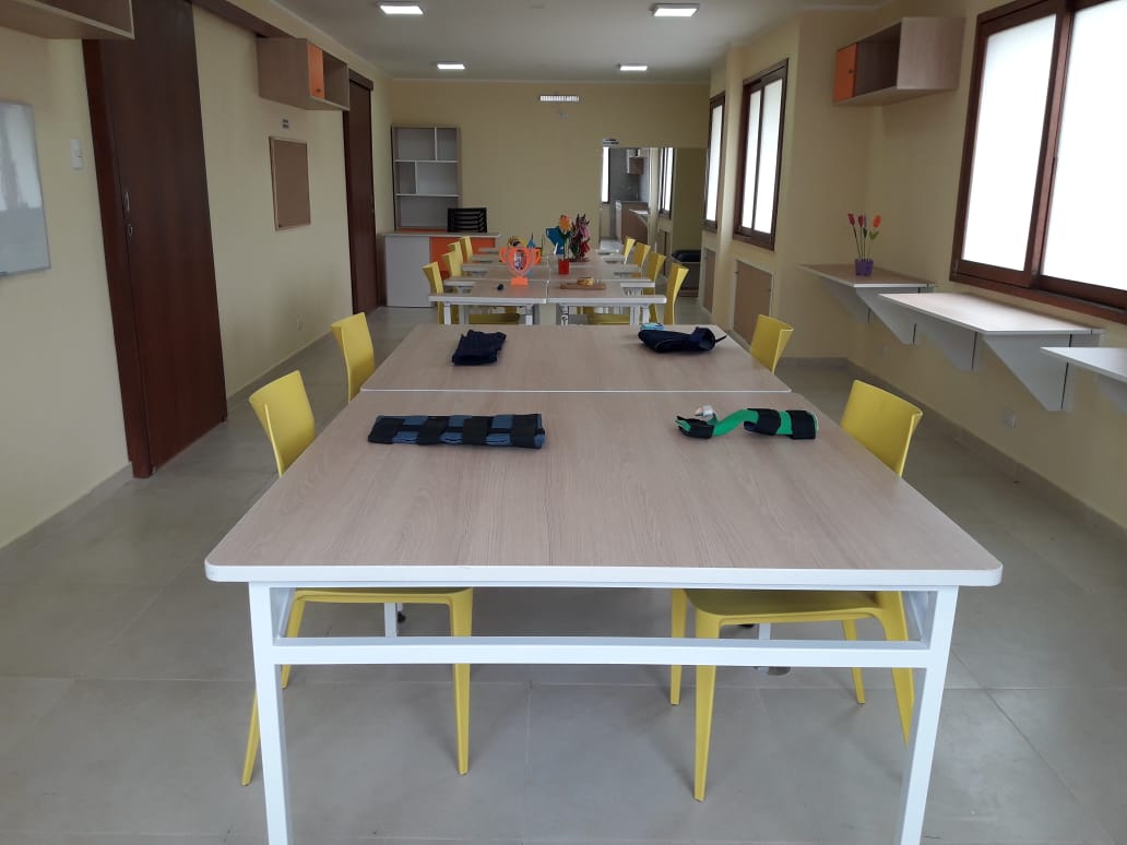 benedelima's tweet photo. #HogarCanevaro: Inauguramos el nuevo centro de servicios de terapia ocupacional para beneficio de nuestros 350 adultos mayores, que tendrán un moderno espacio para realizar sus terapias de rehabilitación funcional y cognitiva a través de talleres artísticos y manuales. https://t.co/5maCTmwseS