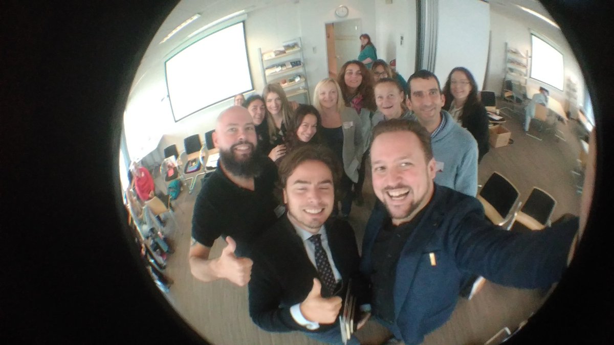 MARISTEM16203's tweet photo. @MARISTEM16203 learning how to use social media for #scicomm at @COSTprogramme in Brussels, with expert @michael_roither. #marinvertebrate #stemcells https://t.co/yh0ZJaYFdE