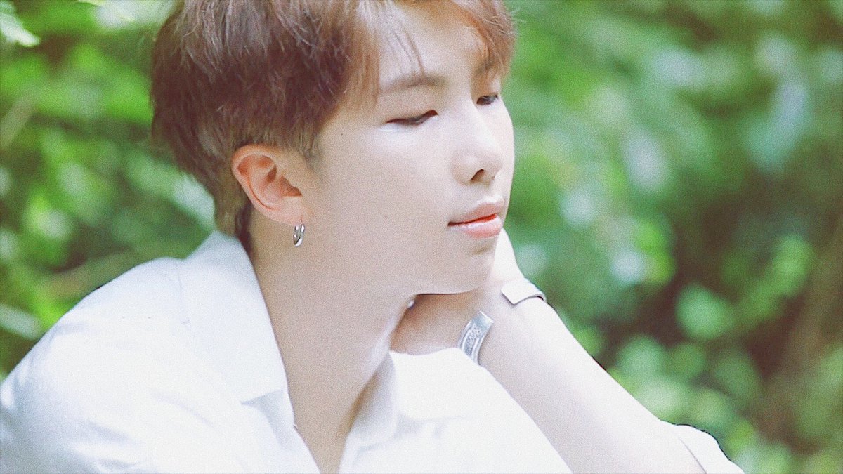 BTSorbit's tweet photo. 🌿 @BTS_twt https://t.co/criRT8D943