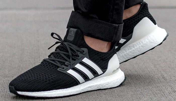 ultra boost 4.0 show your stripes