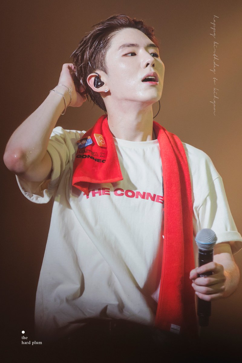 thehardplum's tweet photo. 잘생긴 유기현 사진 풀고싶어서 오늘만을 기다려왔다.
#1122KIHYUNDAY https://t.co/AaimqMkdUS