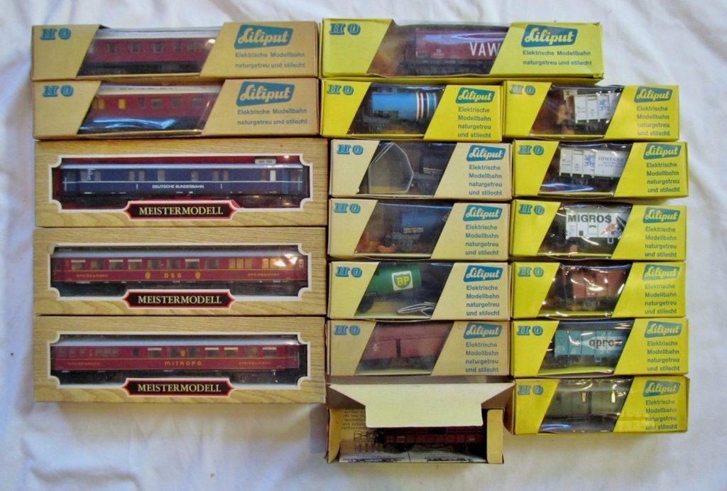 New Lot/18 Vintage Austria Liliput Rolling Stock Passenger HO Model Toy Train Cars discountmodelrailroads.com/product/lot-18… #HOScale