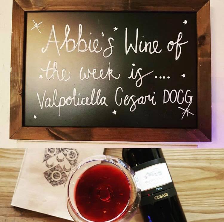 Abbie's Wine of the Week! #Yum Tell us what your favourites are #SuttonArms #WorldWines #EC1M #Barbican