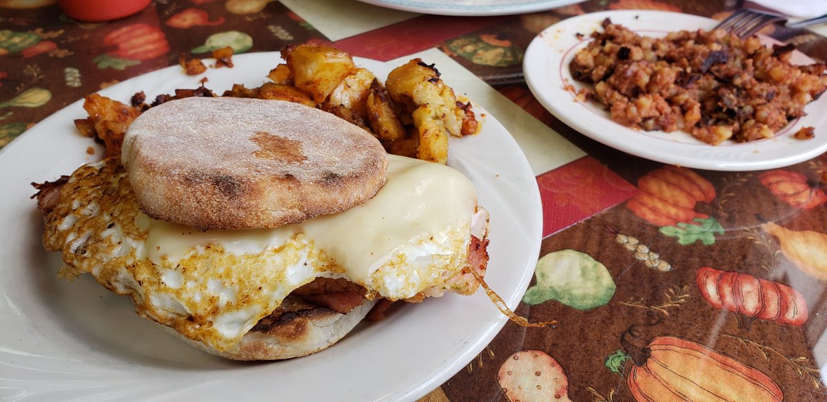 ShawnFitzgibbon's tweet photo. Breakfast at THE best diner in the world,  @GalleyDiner 
#Southie https://t.co/bgffvcZCTU