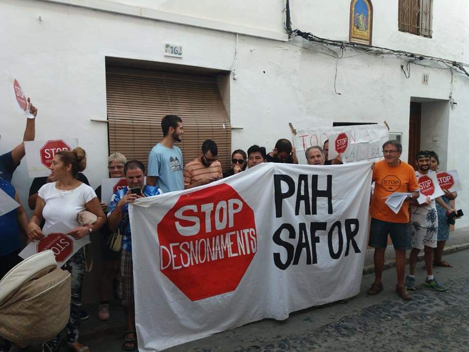 Antifes_Safor's tweet photo. UN COMPANY DE LA PAH ÉS REPRESALIAT PER ATURAR UN DESNONAMENT A OLIVA

https://t.co/V96GQUmLVz https://t.co/SbdivxcaM7