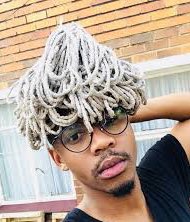 Ytkmenace's tweet image. Yall Hoes out here looking like this tryna bash niggas... #Quitplayin 🚮