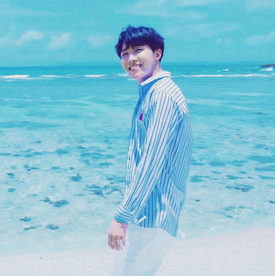 peachhyjjae's tweet photo. | ⛅ ~ hoseokieee ~ ⛅ |
#HOSEOK #Hobi⛅ #Sunshine #blue🌊 #BTS #Jedits🌙 @BTS_twt https://t.co/cv0BMVk4fw