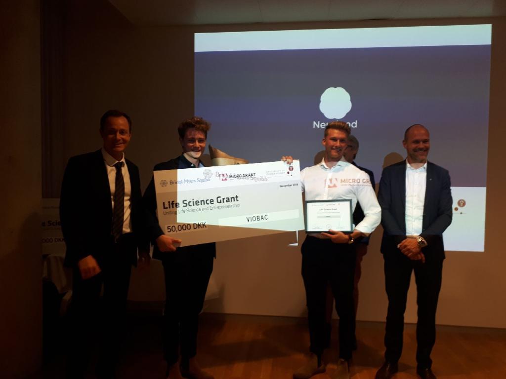 FFEYEdk's tweet photo. #studentstartup virksomhederne VIOBAC og Neuriond har pitchet deres idéer til #lifescienceaward og er begge blevet tildelt et #Mikrolegat på 50.000 kr.! Tillykke til de studerende på @science_ku!
@bmsnews @koebenhavns_uni https://t.co/MYvQPRejmf