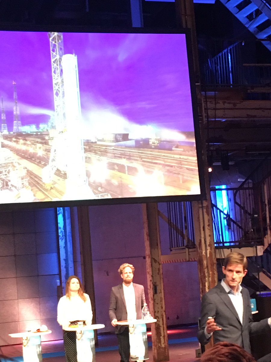 AnnemiekWassens's tweet photo. Alex Trijselaar trapt af bij #thechallengeengineering met zijn case over energie efficiency bij grote industriële bedrijven. https://t.co/daDoNtTlk5