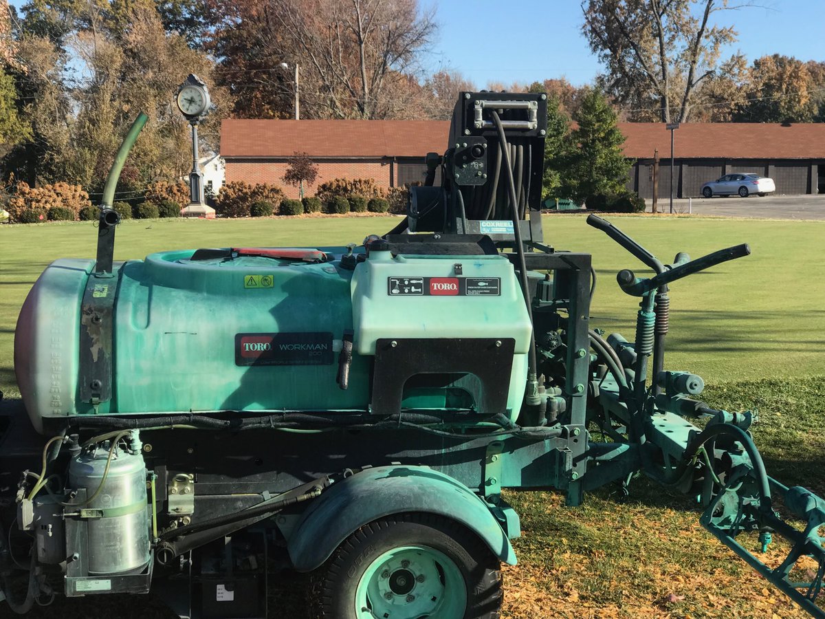 jdwachter's tweet photo. Late season #trimmit application @GlenEchoCC #poa being shrunk down to allow #bent grass to get the advantage in late winter/spring https://t.co/qahIijW6A8
