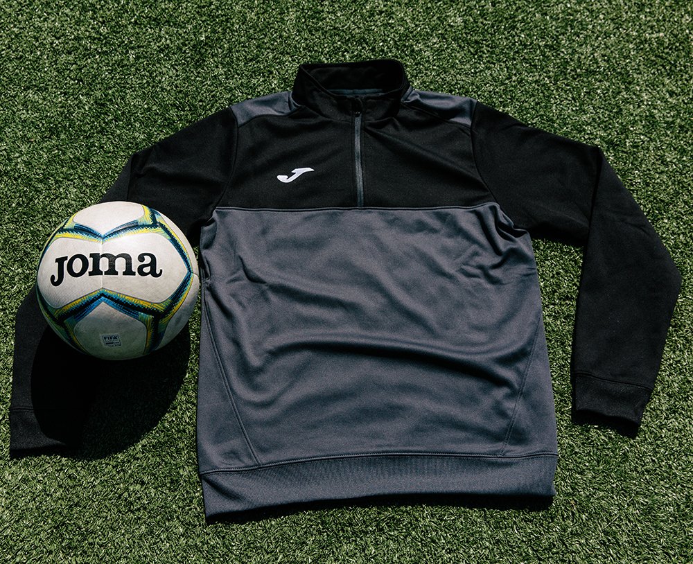 Ready to take on the cold? 

#JOMA #ExerciseYourFreedom
