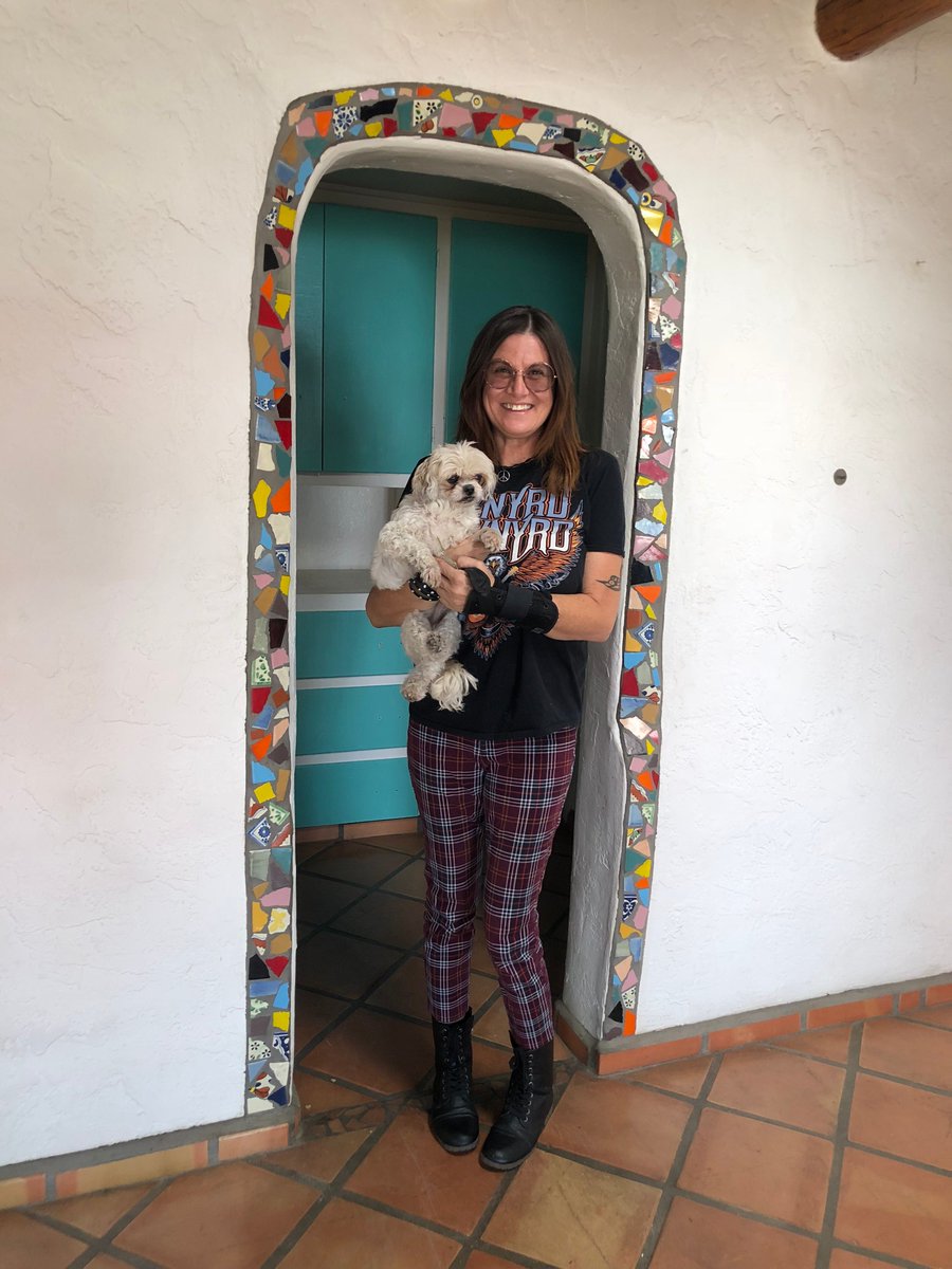 homewisenm's tweet photo. Congratulations to Angela on the purchase of her #home in Albuquerque! We are honored to have been a part of her #homeownership journey and wish you many happy memories in your new home! #happyhomeowner #homebuyer #homeiswheremydogis #petfriendlyrealtors #ABQrealtor https://t.co/KZioHN8gkh