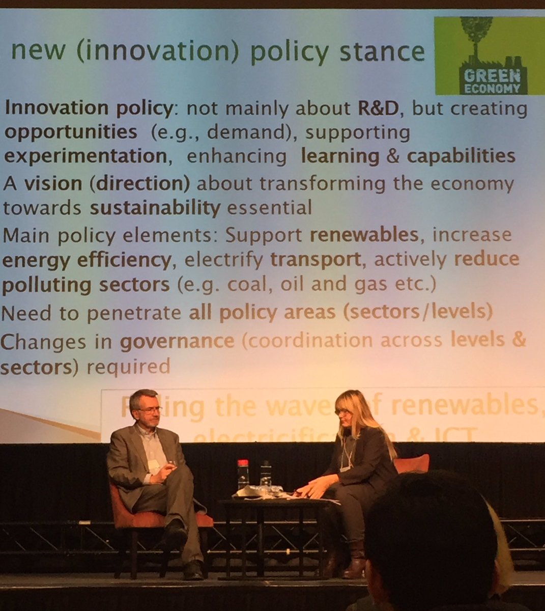 Gry_C's tweet photo. Jan Fagerberg @TIK_senteret om Innovation Policy på #NEON2018 Akademisk Lindmo med @BeritMoltu https://t.co/HBRus4OsTB