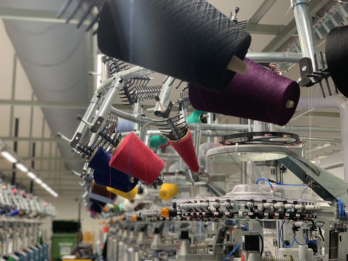 KVMSocks's tweet photo. Another busy day on the machines today! #socks #highqualitysocks #cottonsocks #colour #gorgeouscolour #alltheyarn #yarnporn #machineknitting #knittingmachine @madeinbritain1000 #madeinbritain #madeintheuk #madeinengland #burgesshill https://t.co/uS8tLW2aM8