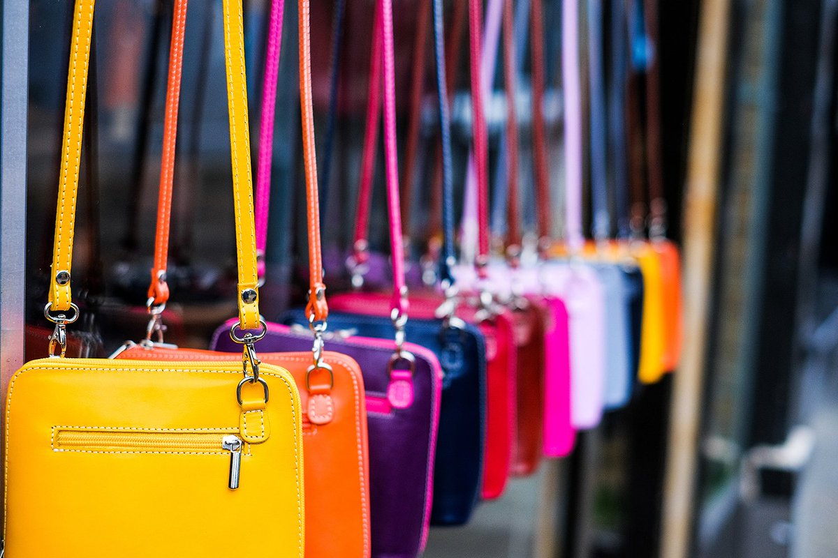 EurofinsBLC's tweet image. Attend Eurofins | BLC’s 1 Day Understanding #Leather Training Course in order to enhance your leather knowledge and maximise the potential for your company’s products. Find out more: bit.ly/2S6qm2V
#leathertraining #leatherprocessing #leathertypes #hide #leathergoods